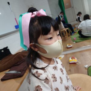 マナパークで遊ぶ子供